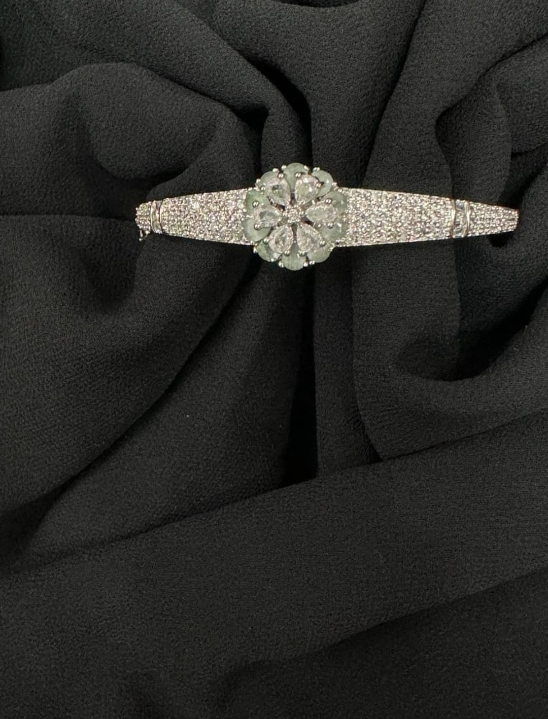 White Pearl Bracelet